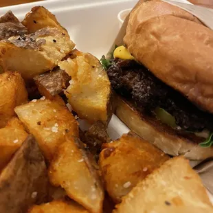 Continental Divide burger and French fried potaters