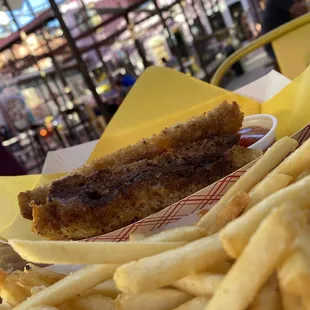 Patty melt on the patio.