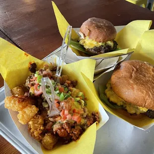 Green Chile Cheeseburger