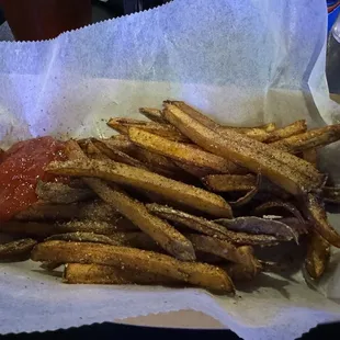 Fresh cut fries. Meh...need work