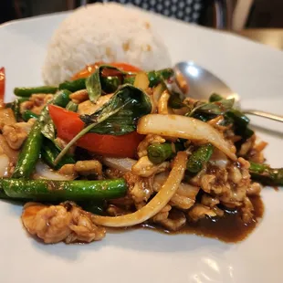 Krapow Chicken - excellent.