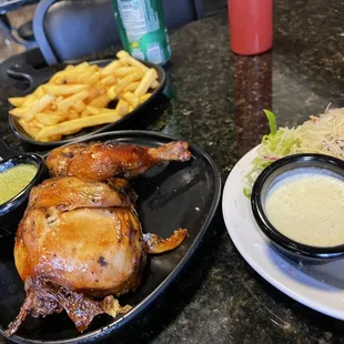 food, chicken wings and fried chicken
