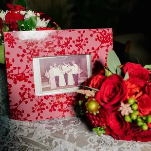 Gorgeous lace runners complimented the tables