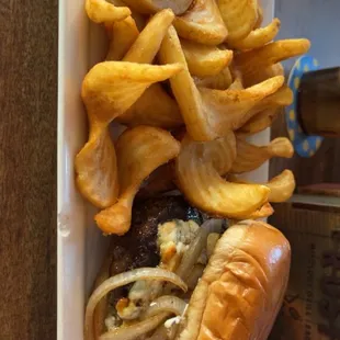Black and Blue Burger w/ grilled O&apos;s