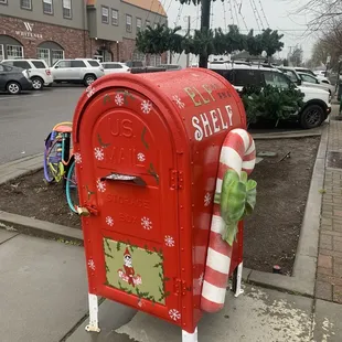 Cute Christmas mailbox