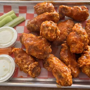 Wings- hot