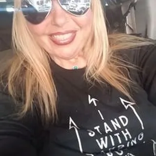 Angela O.