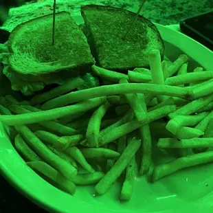 BLT on rye with fries