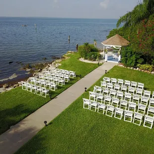 ith a long list of awards celebrating its unmatchable locations, views, cuisine and amenities, the Rusty Pelican has earned i...