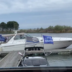 Always a show at the Porthole!