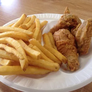 3 peace mix special with fries