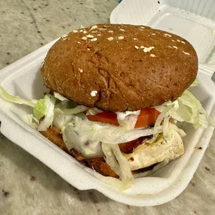 Grilled Chicken Club (to-go)