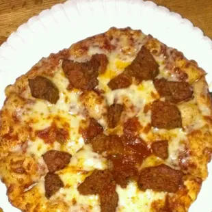 Mini pizza, meat ball topping