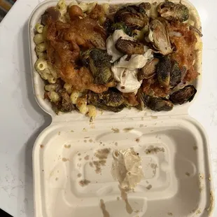 Monster Mac Cheese with Onion Rings