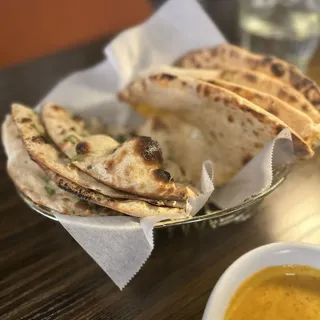 cheese naan