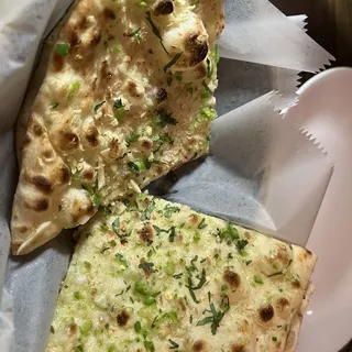garlic chili naan