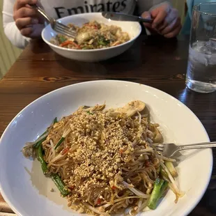 pad thai with chicken