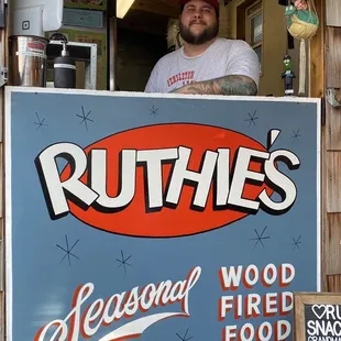 Famous grandma rolls right here