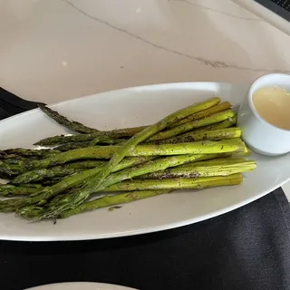 GRILLED ASPARAGUS