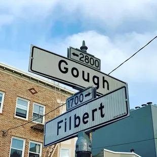 Rutily's cross street