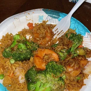 First timer. Shrimp Fried Rice shrimp &amp; shrimp &amp; broccoli  delicious!! Taste fresh!! no complaints!! Very clean inside also!