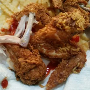 Fried chicken doesn't taste good better off going to KFC or Popeyes !