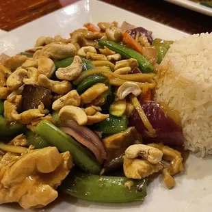 Cashew Chicken