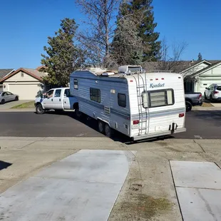 Only markings from the flat tires.