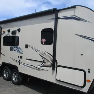 Forest River - Flagstaff Micro Lite
