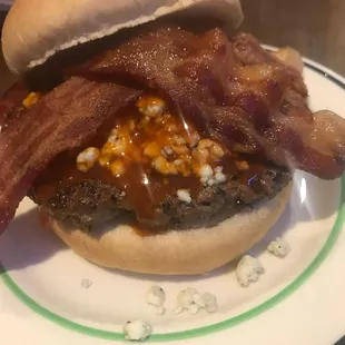Blues &amp; Bacon BBQ Burger