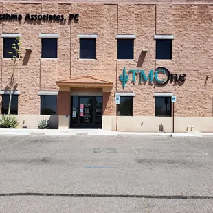 7510 N Oracle Rd Suite 100
Tucson, AZ 85704
