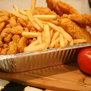 chicken wings and fried chicken, food