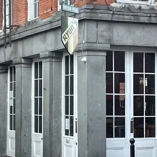 The Pub is on the Corner