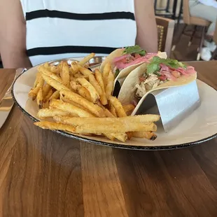 Fish taco&apos;s