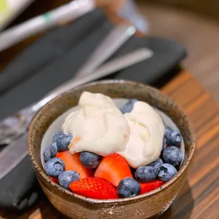 a bowl of fruit