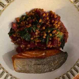 Salmon with fennel and beet salad