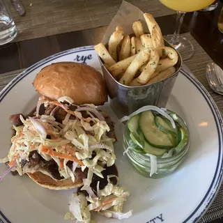 Pulled Pork Sandwich