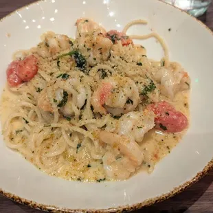 Shrimp spaghettini