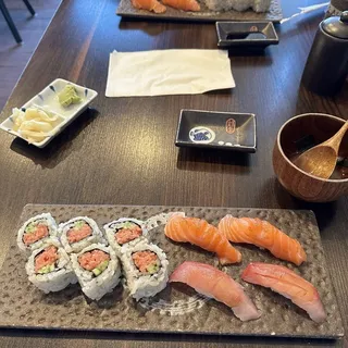 Dinner Box - Yellowtail, Salmon & Spicy Tuna Roll