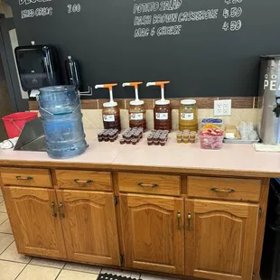 Sauce options and menus