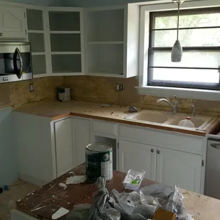 Kitchen rehab - before...