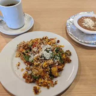 Huevos con Chorizo