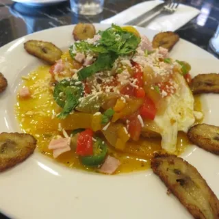 Huevos Motulenos