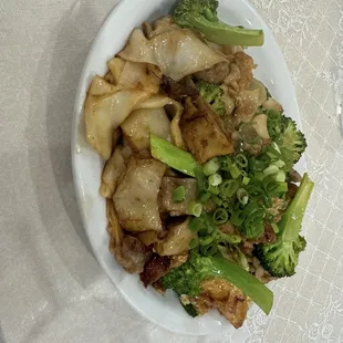 23. Stir Fried Fresh Noodle