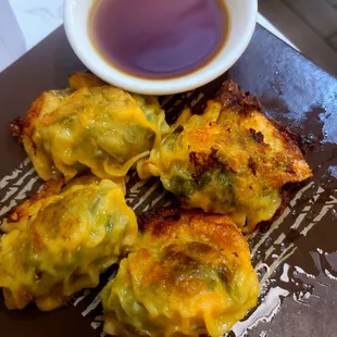 Pan Chives Dumplings