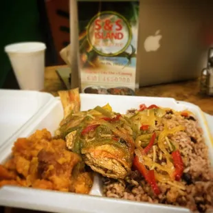 Escovitch snapper, yams, rice and peas gets an A+ in my book.