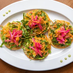 Yari&apos;s tostadas