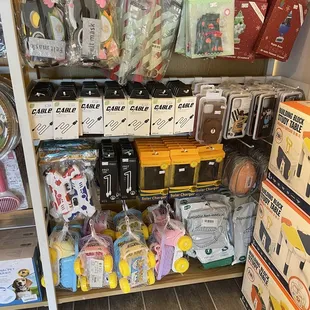 9/2022 inside items for sale