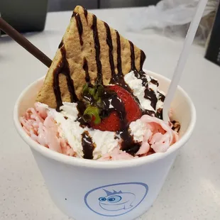 Strawberry rolled icecream