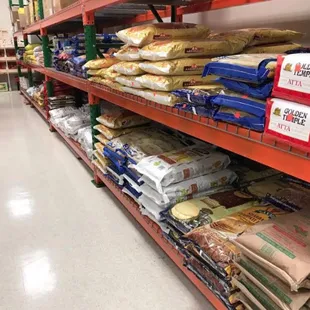 shelves of food in a grocery store